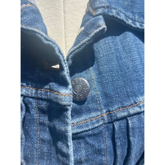 J. Crew Womens Lg Blue Cotton Denim Jacket Button Up Classic Trucker Medium Wash - Picture 2 of 9